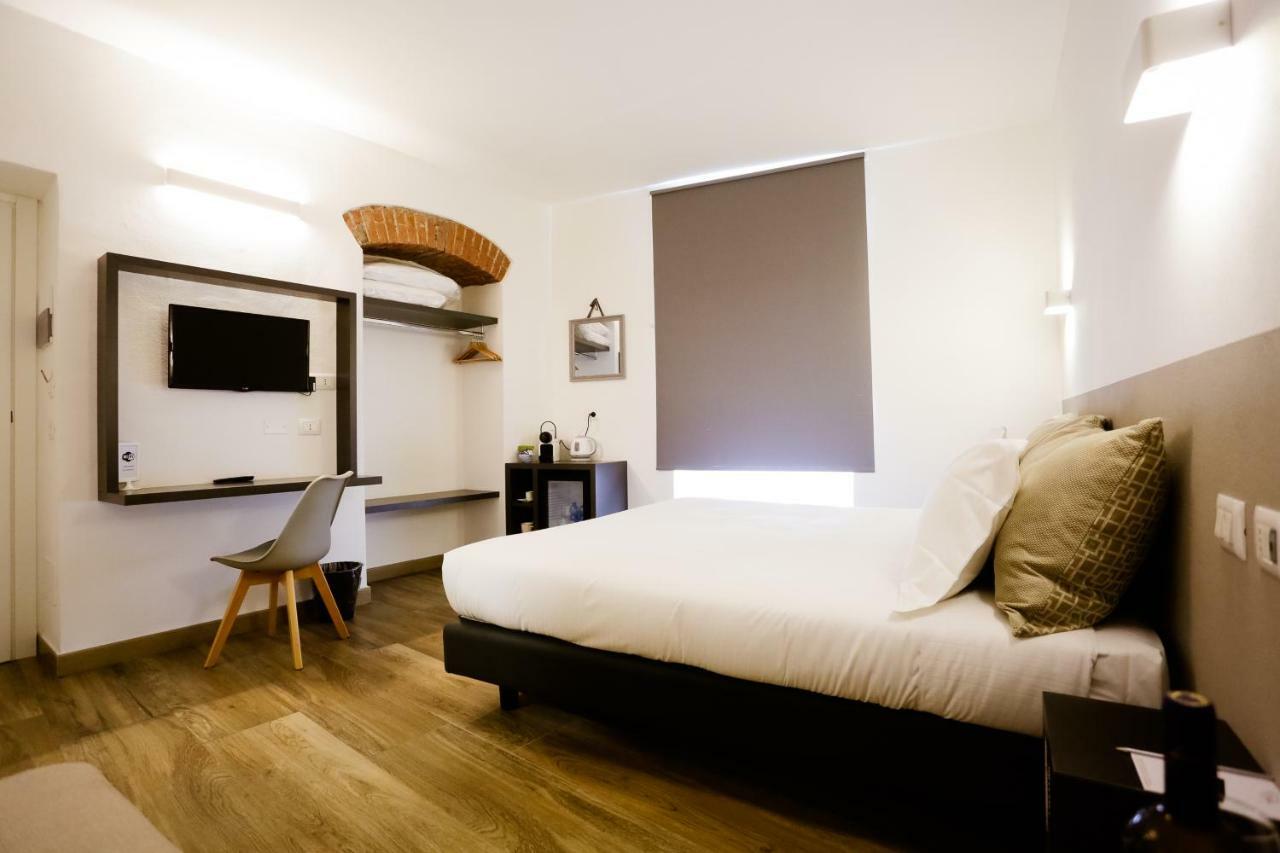 Sarzana'S Rooms Экстерьер фото